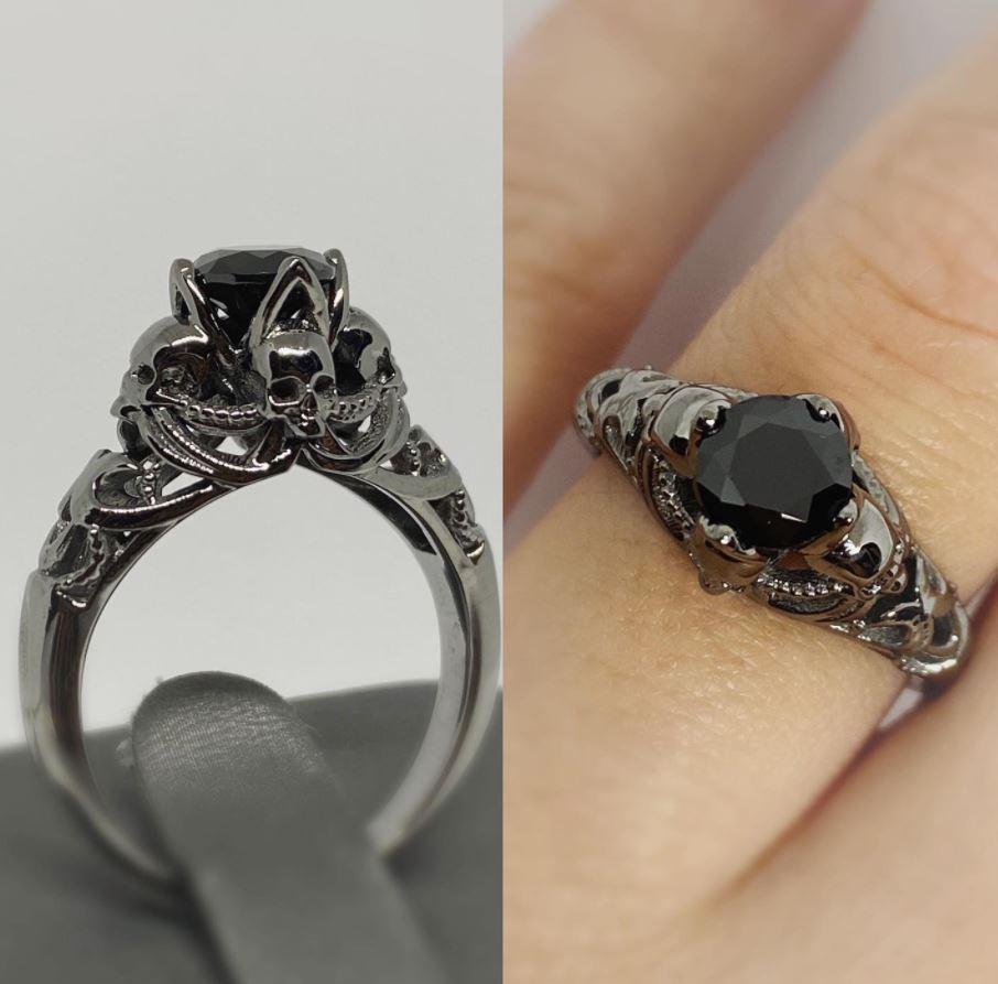 Skull wedding store rings for her